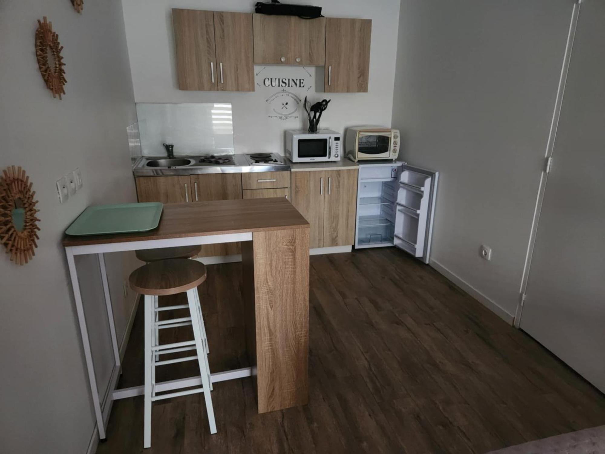 Studio Avec Terrasse Troarn ภายนอก รูปภาพ
